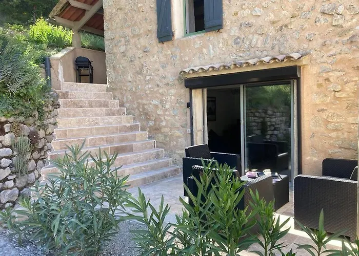 Petite Maison En Provence